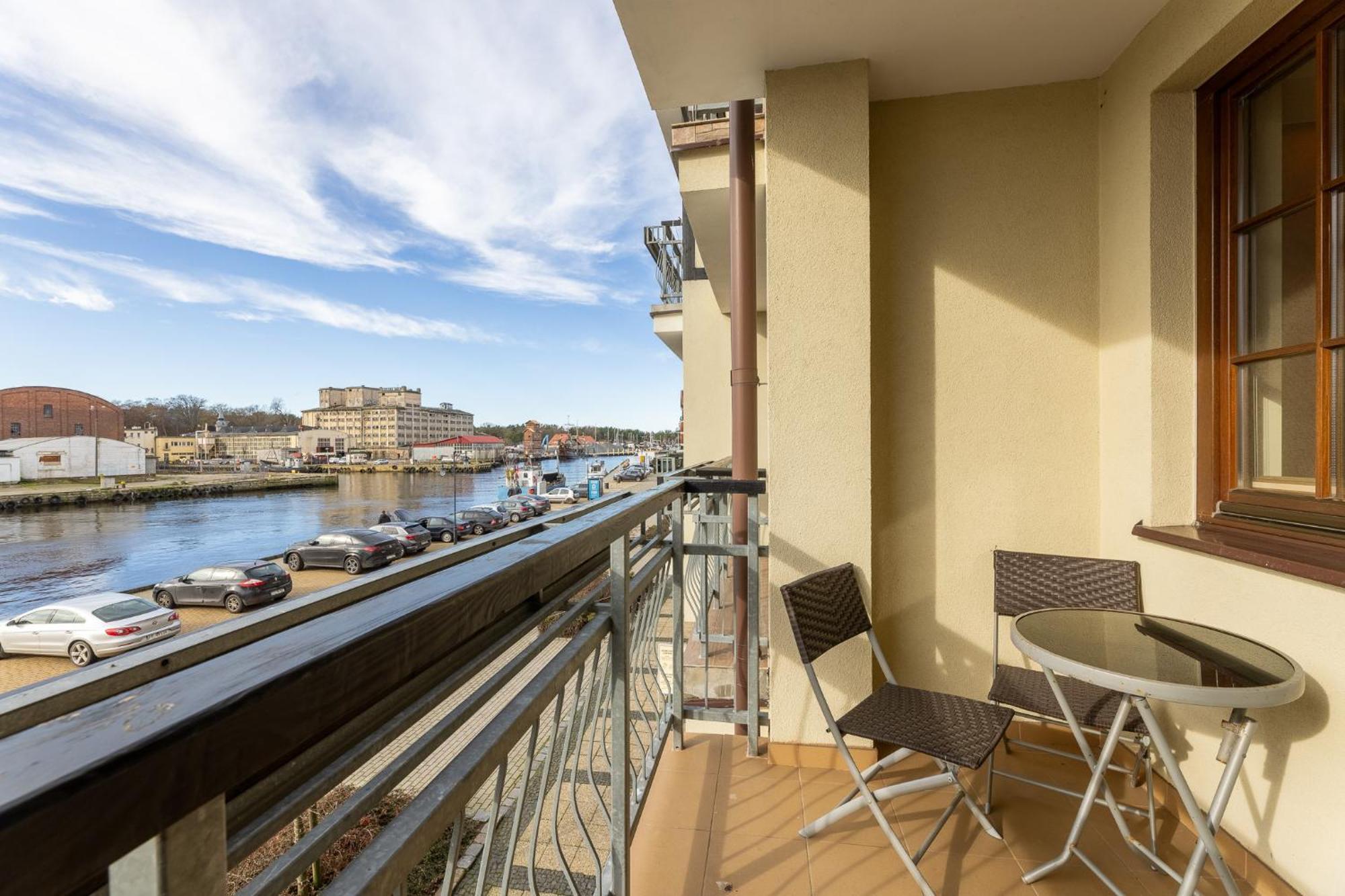 Apartamenty Baltyckie - Bulwar Portowy - Widok Na Port, Centrum, Najlepsza Lokalizacja W Ustce Ustka Bagian luar foto