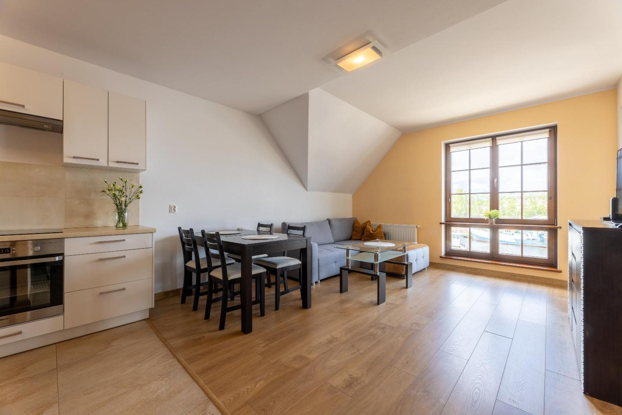Apartamenty Baltyckie - Bulwar Portowy - Widok Na Port, Centrum, Najlepsza Lokalizacja W Ustce Ustka Bagian luar foto