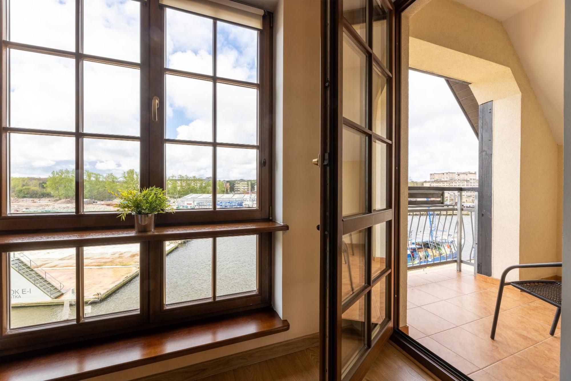 Apartamenty Baltyckie - Bulwar Portowy - Widok Na Port, Centrum, Najlepsza Lokalizacja W Ustce Ustka Bagian luar foto