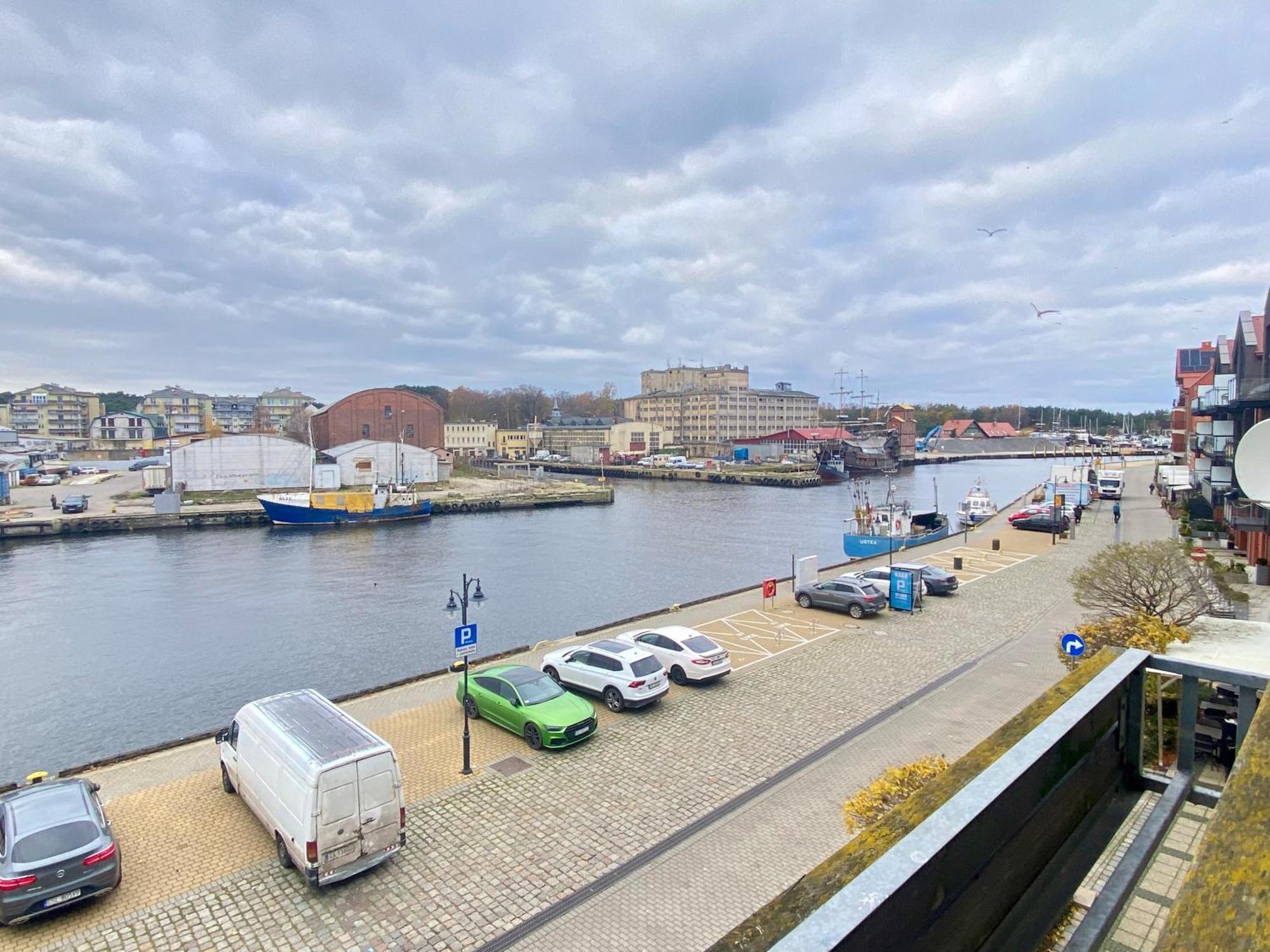 Apartamenty Baltyckie - Bulwar Portowy - Widok Na Port, Centrum, Najlepsza Lokalizacja W Ustce Ustka Ruang foto