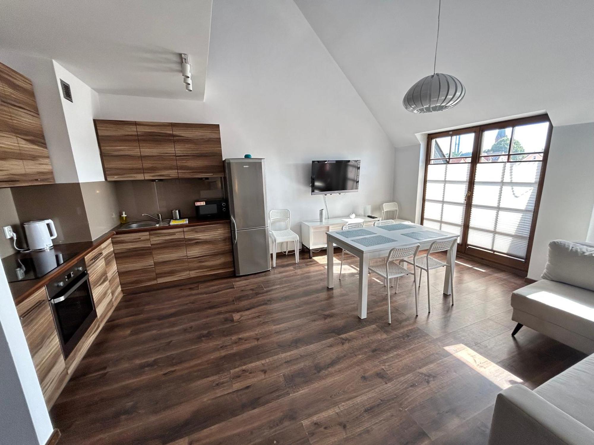 Apartamenty Baltyckie - Bulwar Portowy - Widok Na Port, Centrum, Najlepsza Lokalizacja W Ustce Ustka Ruang foto